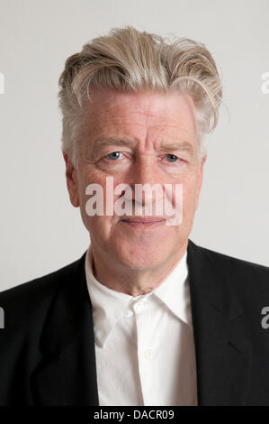 FILE - An archive picture dated 07 October 2010 shows the US American director David Lynch during the awarding of the 35th Kaiserring in Goslar, Germany. Photo: Jan Knoff Stock Photo