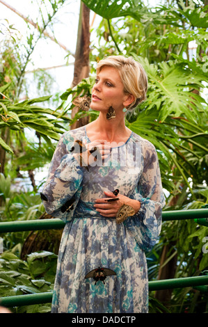 Emilia Fox guest appearance at  the RHS-Eden butterfly house Hampton Court Flower show 2013, Surrey, UK Stock Photo