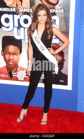 Miss USA 2013 Erin Brady attends 'The Heat' New York Premiere at