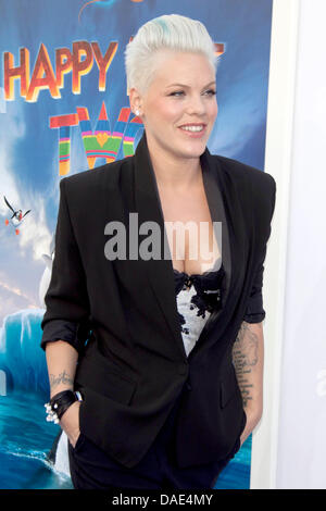 US singer and voice recording artist Alecia Beth Moore aka Pink arrives for the World Premiere of the movie 'Happy Feet Two' at Grauman's Chinese Theatre in Los Angeles, USA, on 13 November 2011. Photo: Hubert Boesl Stock Photo