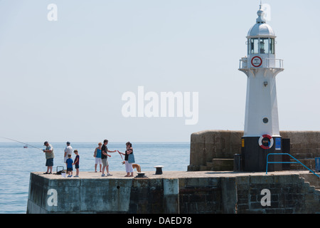 HARBOUR LIGHTHOUSE, MEVAGISSEY, CORNWALL, ENGLAND, GREAT BRITAIN, UK Stock Photo