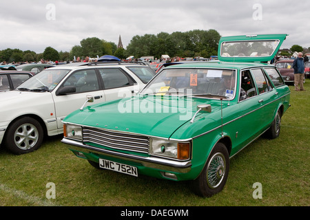 Green Ford Granada Estate 3.0L on display at the Bromley Pageant of Motoring in Norman Park Bromley Kent Stock Photo