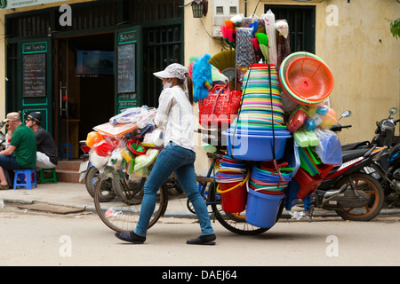 Street Vendor in the Old Quarter of Hanoi, Vietnam Stock Photo