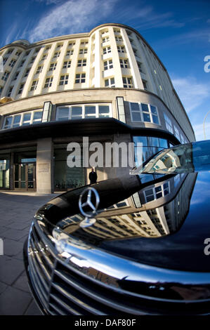 A limousine seen in front of Soho House Berlin, a private members  club with 40 bedrooms, 12 February 2011. US pop singer Madonna will present footage from her film 'W.E.' to overseas distributors beside the 61st Berlinale running from 10 to 20 February. Madonna is expected to stay at Soho House. Photo: Arno Burgi dpa/lbn Stock Photo