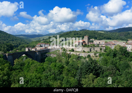 Village of Vieille-Brioude on the Allier River in the Haute-Loire, Auvergne, Central France, Europe Stock Photo