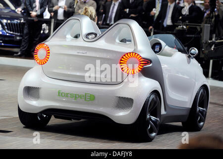 The Smart forspeed is presented on the first press day of the Geneva motor show in Geneva, Switzerland, 1 March 2011. Infiniti will join the Red-Bull team for technical co-operation and sponsoring. Photo: ULI DECK Stock Photo