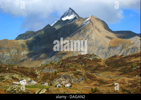 view in the Simplon Pass area at the Huebschhorn and the Breithorn, Switzerland, Valais, Oberwallis Stock Photo