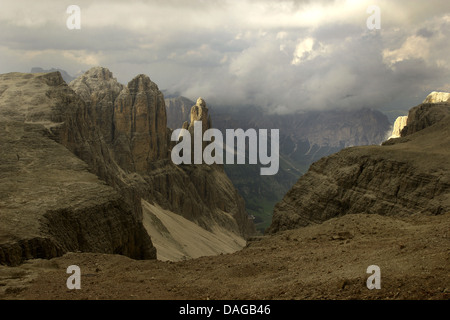 view from Piz Boe to Dent de Mesdi and Val de Mesdi, Italy, Dolomites Stock Photo