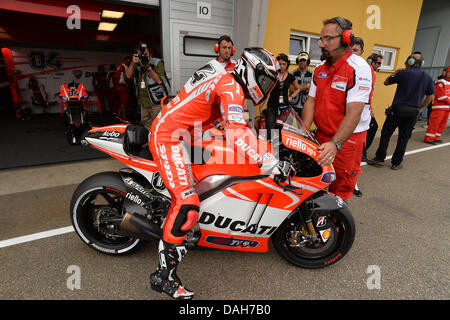 Oberlungwitz, Germany. 13th july 2013. Andrea Dovizioso (Ducati Team) during the qualifying sessions at Sachsenring circuit Credit:  Gaetano Piazzolla/Alamy Live News Stock Photo