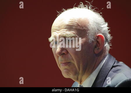 Vince Cable MP, Secretary of State for Business, Skills and Innovation addresses business leaders in Derbyshire, UK Stock Photo