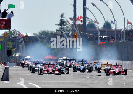 Toronto, Ontario, Canada. 14th July, 2013. Toronto, Ontario, Canada, July 14, 2013. IZOD Indy first ever standing race start at the Honda Indy Toronto Race 2 at Exhibition Place, Toronto July 14th.Gerry Angus/CSM/Alamy Live News Stock Photo