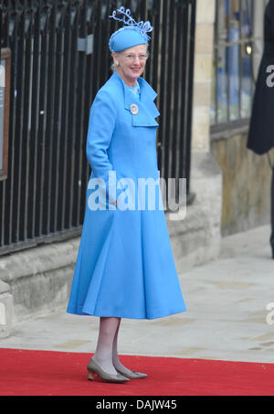 Queen Margrethe II. of Denmark leaving Westminster Abbey after the wedding ceremony in London, Britain, 29 April 2011. Some 1,900 guests followed the royal marriage ceremony of Prince William and Kate Middleton in the church. Photo: Boris Roessler dpa Stock Photo