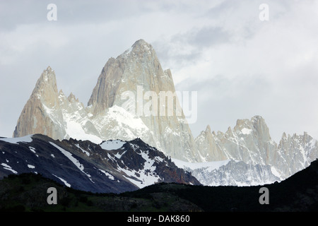 Fitz Roy seen from Mirador de Condor, Argentina, Patagonia, Andes, Los Glaciares National Park Stock Photo