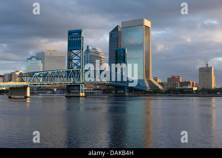 MAIN STREET BRIDGE DOWNTOWN SKYLINE SAINT JOHNS RIVER JACKSONVILLE FLORIDA Stock Photo