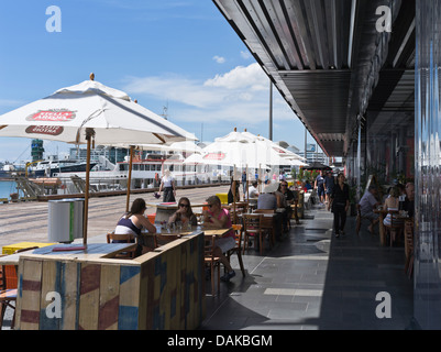 dh Wynyard Quarter AUCKLAND NEW ZEALAND North Wharf people relaxing dock warehouse restaurants food outdoor cafe outside restaurant viaduct harbour Stock Photo
