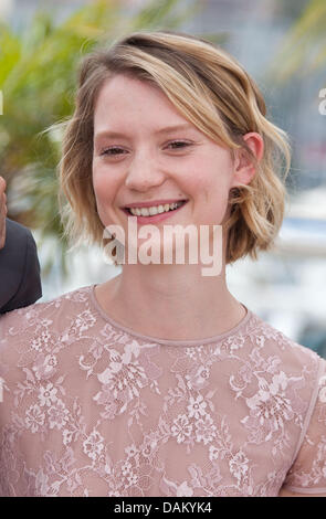 Actress Mia Wasikowska attends the photocall for the film  'Restless' at the 64th Cannes International Film Festival at Palais des Festival in Cannes, France, 13 May 2011. Photo: Hubert Boesl Stock Photo