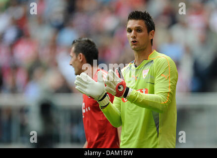 Stuttgart goalkeeper Sven Ulreich claps during Bundesliga match FC Bayern Munich versus VfB Stuttgart at Allianz Arena in Munich, Germany, 14 May 2011. Munich won 2-1. PHoto: Andreas Gebert Stock Photo