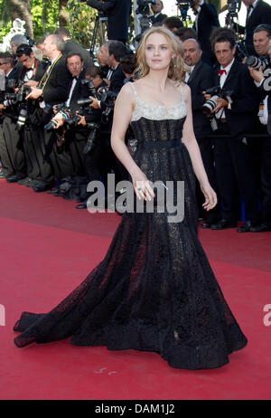 French actress Sara Forestier attends the premiere of 'The Tree Of Life' at the 64th Cannes International Film Festival at Palais des Festivals in Cannes, France, on 16 May 2011. Photo: Hubert Boesl Stock Photo