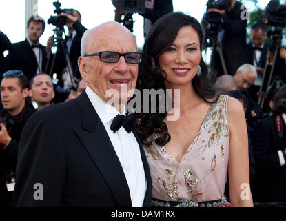 Media mogul Rupert Murdoch and his wife Wendi Deng Murdoch attend the premiere of 'The Tree Of Life' at the 64th Cannes International Film Festival at Palais des Festivals in Cannes, France, on 16 May 2011. Photo: Hubert Boesl Stock Photo