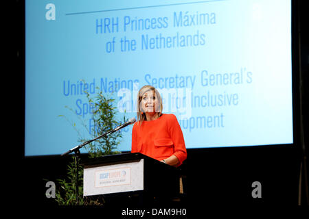 Dutch Princess Maxima delivers a speech  at the conference about Impact Investing in the Beurs van Berlage, Amsterdam, 30 May 2011. Impact Investing is investing in companies and projects with social and environmental objective. Photo: Patrick van Katwijk NETHERLANDS OUT Stock Photo