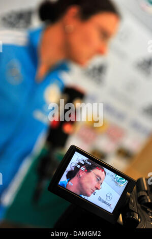 German soccer player Birgit Prinz talks to journalists during the media day of the German Football Association (DFB) at the association's headquarters in Frankfurt am Main, Germany, 14 June 2011. The FIFA women's world cup will take place in Germany from 26 June and 17 July. Photo: Marc Tirl Stock Photo