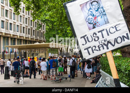 London, UK. 16th July, 2013. Protesters demonstrate outside the US embassy in London against the acquittal of George Zimmerman who shot 17 year-old Trayvon Martin in Florida. Credit:  Paul Davey/Alamy Live News Stock Photo