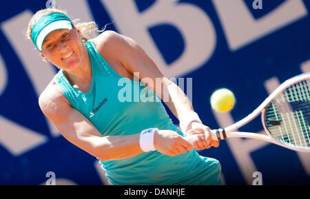 Garstein, Austria. 16th July, 2013. WTA Tennis womens Tour Gastein. Picture shows Shahar Peer ISR  Tennis   in round 1 of the tournament. Credit:  Action Plus Sports Images/Alamy Live News Stock Photo