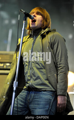 Liam Gallagher, singer of the British band Beady Eye, performs during the 'Melt!' Festival in Ferropolis near Graefenhainichen, Germany, 16 July 2011. Until 17 July 2011, the former brown coal mine will be home of the indie and electro festival. The highlight of the evening are the performances of British bands Beady Eye and Editors. Photo: Marc Tirl Stock Photo