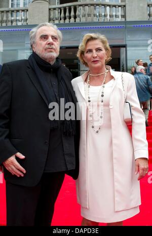 Actor Maximilian Schell and museum director Claudia Dillmann pose during the re-opening of the Germany Film Museum in Frankfurt Main, Germany, 12 August 2011. 22 months long, the house on the Museumsufer has been rebuilt for 12 million euros. Photo: FRANK RUMPENHORST Stock Photo