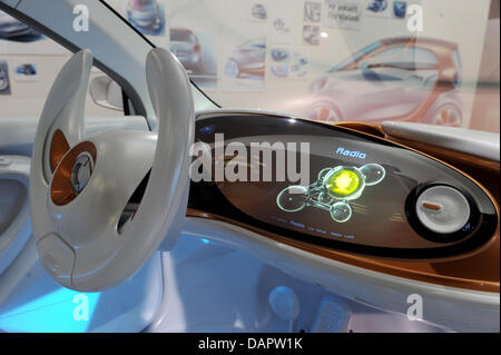 The cockpit of the concept car Smart forvision in Sindelfingen, Germany, 30 August 2011. The concept car, which was built by car manufacturer Daimler and  the chemical corporation BASF, stands out for new technologies for more energy efficiency, lightweight construction, temperature management and design. Photo: MARIJAN MURAT Stock Photo
