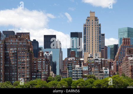 Manhattan seen from Roosevelt Island, New York City Stock Photo