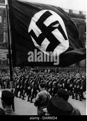 National Socialism, organisations, Sturmabteilung (SA), parade in front of Adolf Hitler and the 'Blood Flag', Brunswick, 14.9.1932, Additional-Rights-Clearences-Not Available Stock Photo