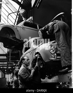 industry, automobile industry, Volkswagen, assembly in VW factory, 1950s, , Additional-Rights-Clearences-Not Available Stock Photo