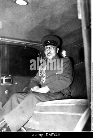 Tojo, Hideki, 30.12.1884 - 23.12.1948, Japanese general and politician, chief of staff, Kwantung Army, sitting in car, 1938,