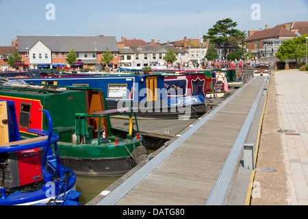 Narrow boats moored in Bancroft Basin, Stratford upon avon Stock Photo