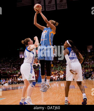 Newark, New Jersey, USA. 18th July, 2013. July 18 2013: Sky's forward Elena Delle Donne (11) shoots over Liberty's guard Katie Smith (30) in the second half during WNBA action at the Prudential Center in Newark, New Jersey between the New York Liberty and the Chicago Sky. The Chicago Sky defeated the New York Liberty 74-53. © csm/Alamy Live News Stock Photo