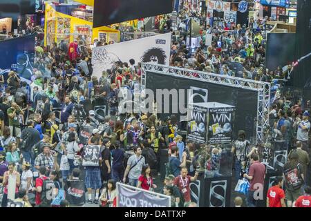 San Diego, California, USA. 18th July, 2013. Fans pack the exhibit hall during the first day at Comic-Con International convention in San Diego, California. Credit:  Daniel Knighton/ZUMAPRESS.com/Alamy Live News Stock Photo