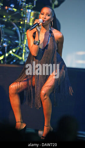 US singer Jamelia performs at 'The Dome 41' in Mannheim, Germany, Friday, 02 March 2007. The show by German private TV station RTL II expects 10,000 spectators to cheer numerous stars and starlets. Photo: Ronald Wittek Stock Photo