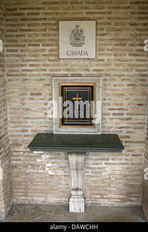 The photo shows the register of the Moro River Canadian War Cemetery in Ortona, Italy, Saturday, 24 March 2007. The battle of Ortona on the German 'Gustav' defence line in October 1943 was one of the most important battles the Canadian army fought in WWII. Photo: Lars Halbauer Stock Photo