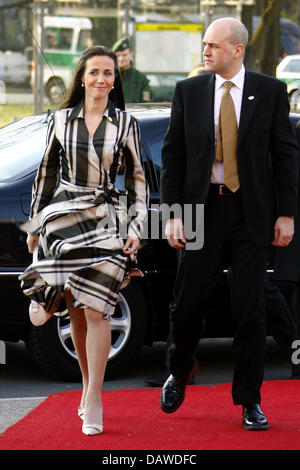 The Swedish Prime Minister Fredrik Reinfeldt and his wife  Filippa arrive at a celebration on the occasion of the 50th anniversary of the Treaty of Rome in Berlin, 24 March 2007. Photo: Johannes Eisele Stock Photo