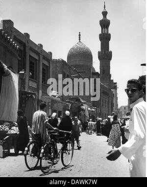 geography / travel, Egypt, Cairo, street scenes, street scene at the Khan El Khalili Bazaar, circa 1960s, Additional-Rights-Clearences-Not Available Stock Photo