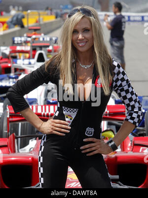 US-American model Bridget Lee poses at the race track in Indianapolis, USA, 14 June 2007. The USA Grand Prix will take place in Indianapolis on Sunday 17 June. Photo: GERO BRELOER Stock Photo
