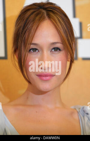 US actress Maggie Q poses at the photo call for the upcoming premiere of her new film 'Stirb langsam 4.0'  ('Live Free or Die Hard') in Berlin, 18 June 2007. The film will be shown in German cinemas from 27th June 2007 onwards. Photo: Johannes Eisele Stock Photo