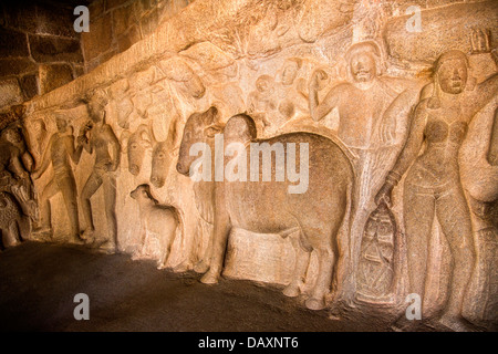 Carving details of Krishna lifting Govar-dhan Stock Photo