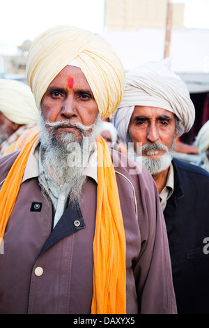 Portrait of a Sikh man, Pushkar, Ajmer, Rajasthan, India Stock Photo