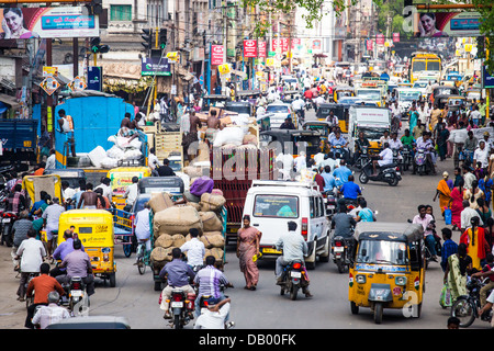 Crowded Street Traffic in Madurai South India Stock Photo: 17085738 - Alamy