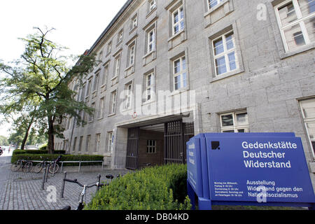 The picture shows the Bendlerblock, the German resistance memorial, in Berlin, Germany, 27 June 2007. The historical building hosted German fleet armament, Hitler's speech on 3 February 1933 and the attempted assassination of Hitler on 20 July 1944. Avowed scientologist Tom Cruise plans to play resistance fighter Claus Schenk Graf von Stauffenberg, who was shot that day, in the fil Stock Photo