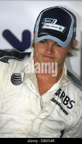 German Formula One driver Nico Rosberg of Williams seen at the pit of Magny-Cours race track near Nevers, France, 29 June 2007. The Formula One Grand Prix of France 2007 will be held on 01 July. Photo: Carmen Jaspersen Stock Photo