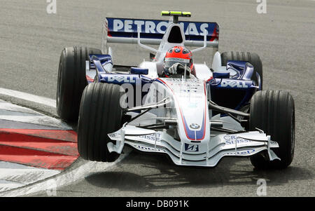 Polish Formula One pilot Robert Kubica of BMW Sauber pictured during Practice 1 at the Nurburgring, Germany, 20 July 2007. The 2007 Formula 1 Grand Prix of Europe is held on 22 July. Photo: Jens Buettner Stock Photo