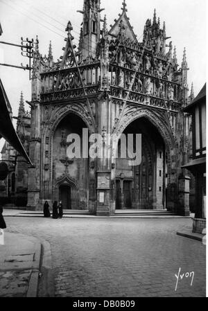 geography / travel, France, Alencon, churches, Notre-Dame, built: 1356 - 16th century, exterior view, picture postcard, circa 1930, Additional-Rights-Clearences-Not Available Stock Photo